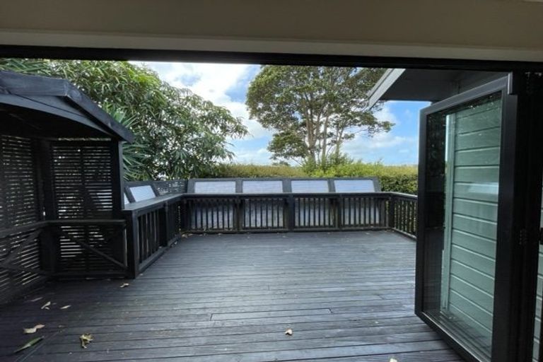 Photo of property in 49a Springfield Road, Morningside, Auckland, 1022
