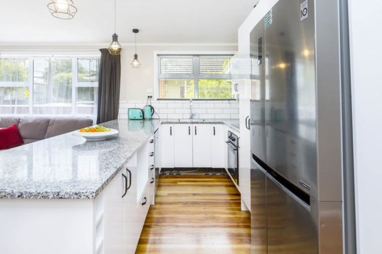 Photo of property in 1/71 Hikurangi Street, Trentham, Upper Hutt, 5018