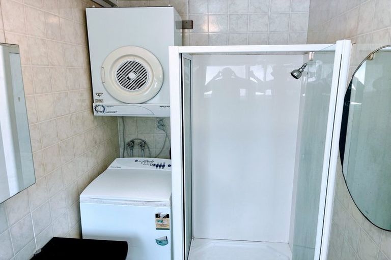 Photo of property in 51c Mandalay Terrace, Khandallah, Wellington, 6035