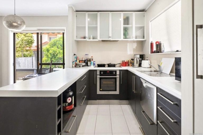 Photo of property in 3 Cherry Road, Bucklands Beach, Auckland, 2014