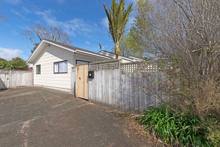 Photo of property in 14/85 Edmonton Road, Henderson, Auckland, 0612