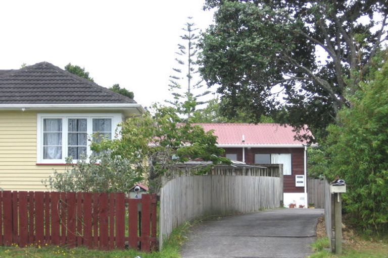 Photo of property in 2/42 Lancaster Road, Beach Haven, Auckland, 0626