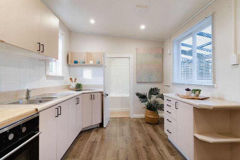 Photo of property in 6 Bathgate Street, South Dunedin, Dunedin, 9012