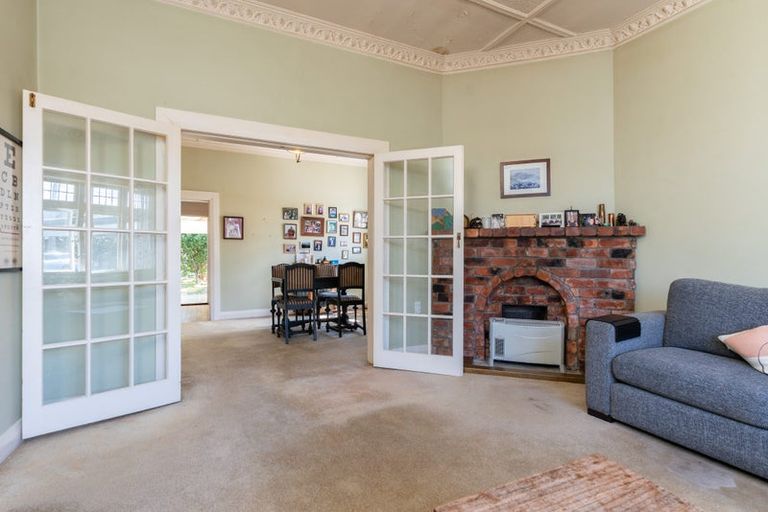 Photo of property in 18 Kilbirnie Crescent, Kilbirnie, Wellington, 6022