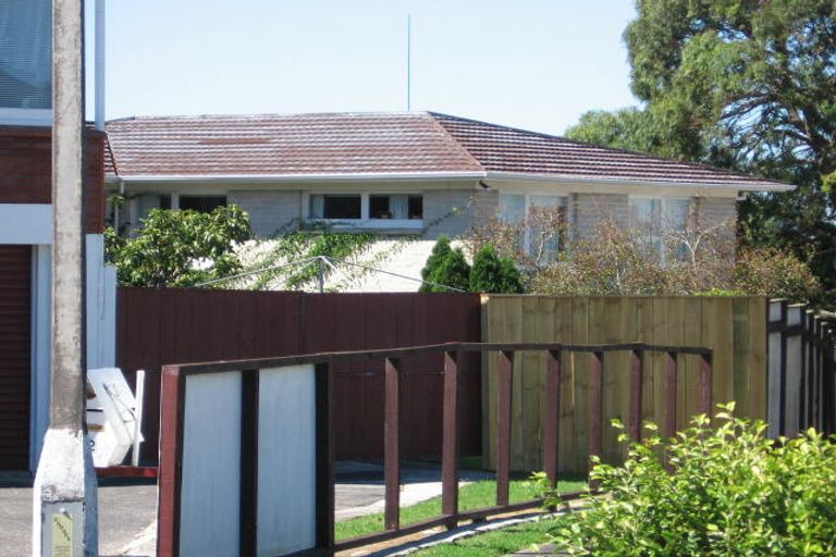 Photo of property in 34 Taitua Drive, Te Atatu South, Auckland, 0610