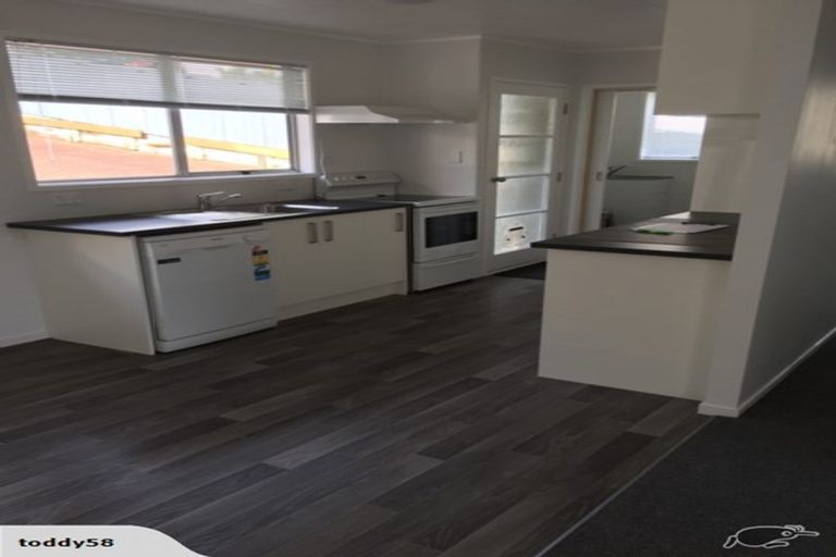 Photo of property in 1/21 Bonito Place, Bayview, Auckland, 0629