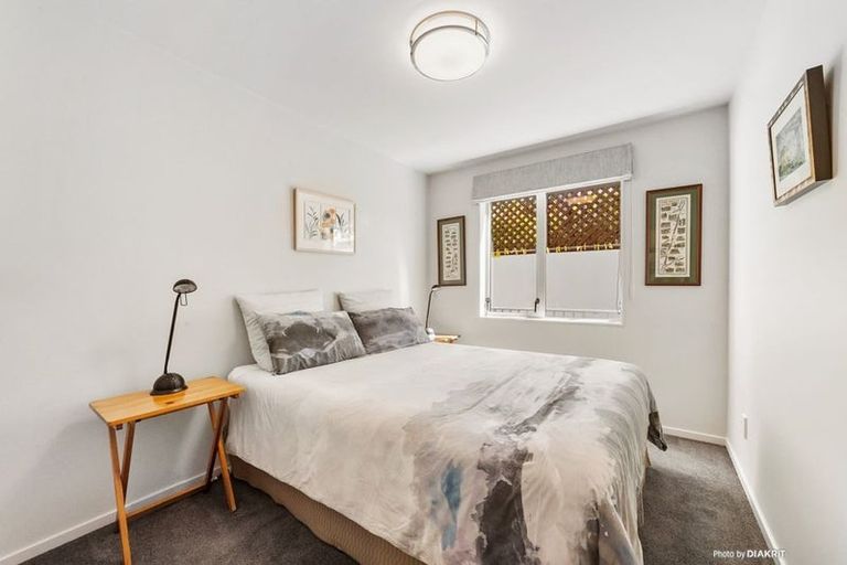 Photo of property in 88 Lohia Street, Khandallah, Wellington, 6035