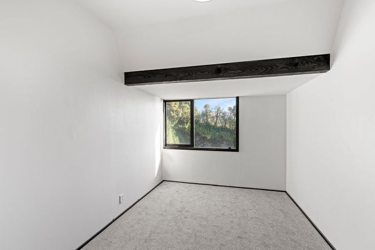 Photo of property in 8 Muritai Terrace, Mount Pleasant, Christchurch, 8081