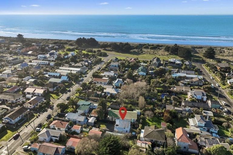 Photo of property in 35a Mountbatten Street, New Brighton, Christchurch, 8061