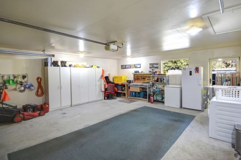 Photo of property in 4 Walton Park Avenue, Fairfield, Dunedin, 9018
