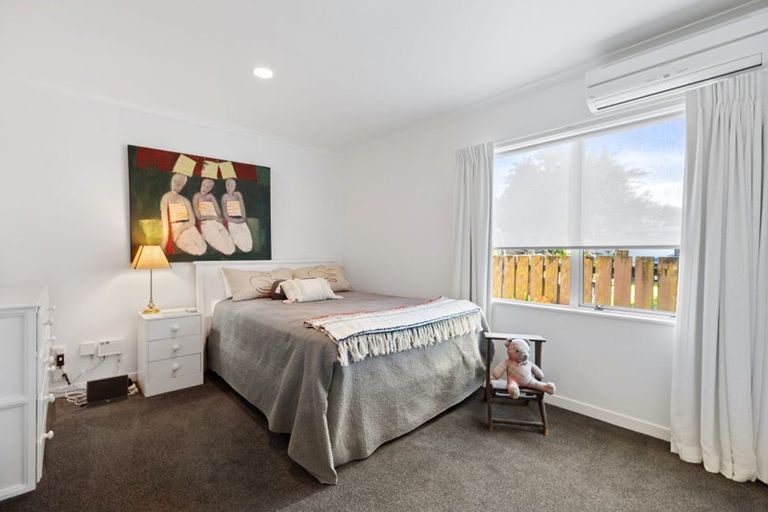 Photo of property in 42a Ngatai Road, Otumoetai, Tauranga, 3110