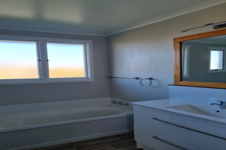 Photo of property in 2 Elmsdale Terrace, Marchwiel, Timaru, 7910