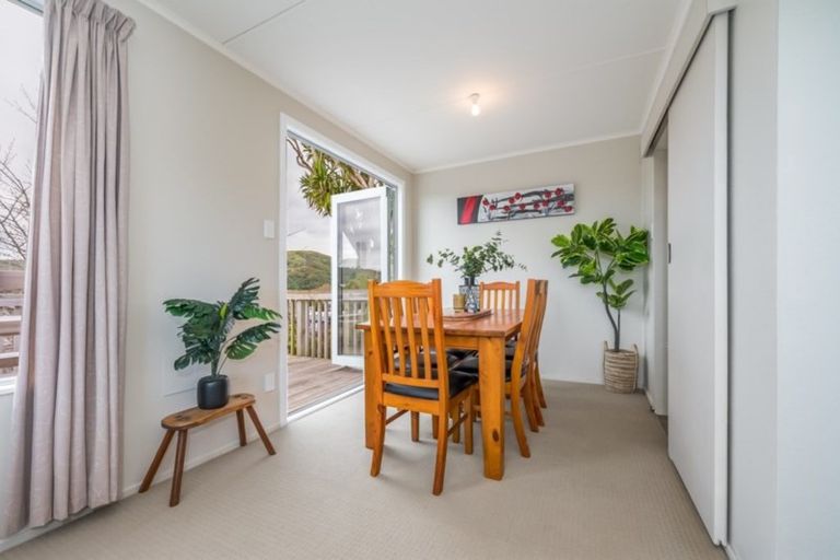Photo of property in 18 Ilam Grove, Kelson, Lower Hutt, 5010