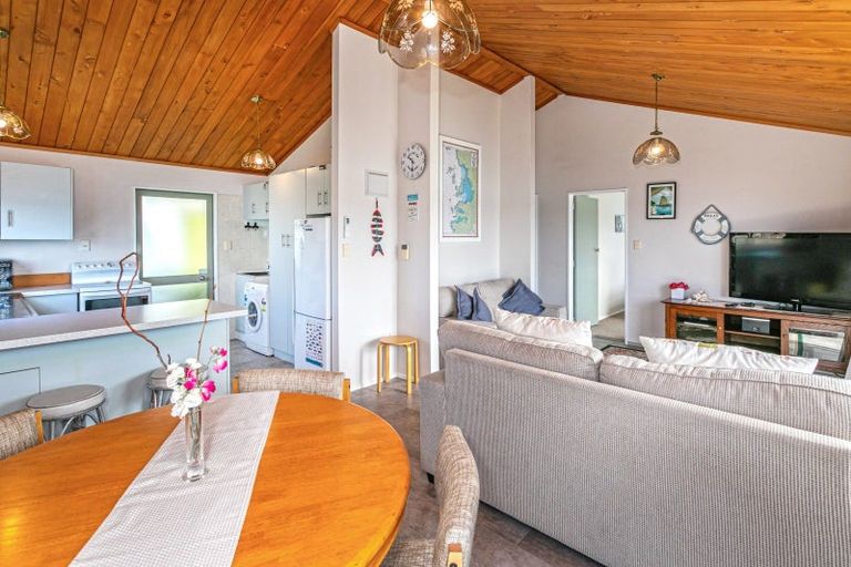 Photo of property in 1695 Wyuna Bay Road, Wyuna Bay, Coromandel, 3581