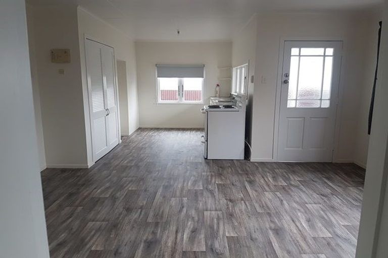 Photo of property in 22 Havill Street, Takaro, Palmerston North, 4410