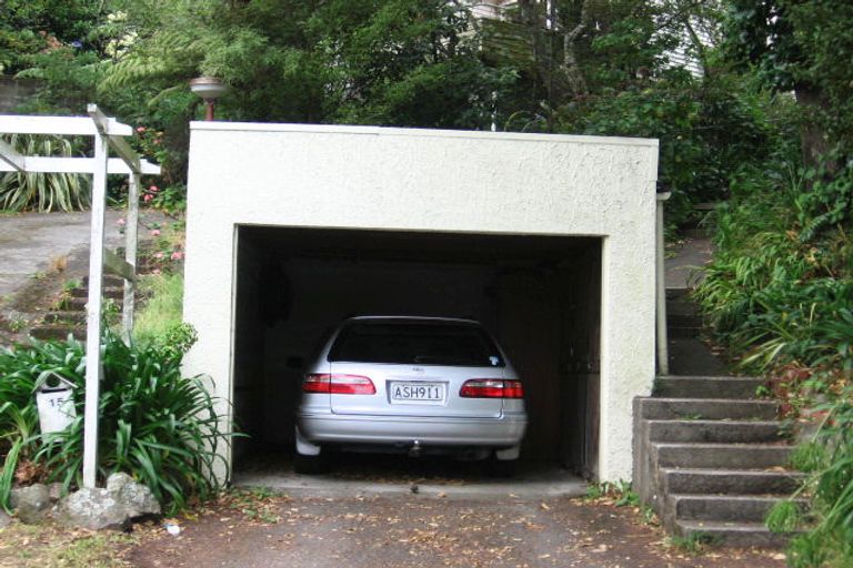Photo of property in 17a Torwood Road, Khandallah, Wellington, 6035