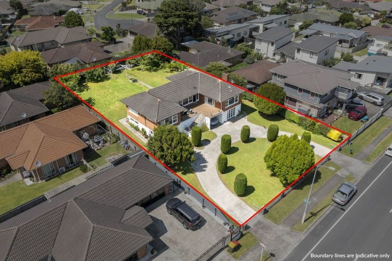 Photo of property in 100 Palmers Road, Clendon Park, Auckland, 2103