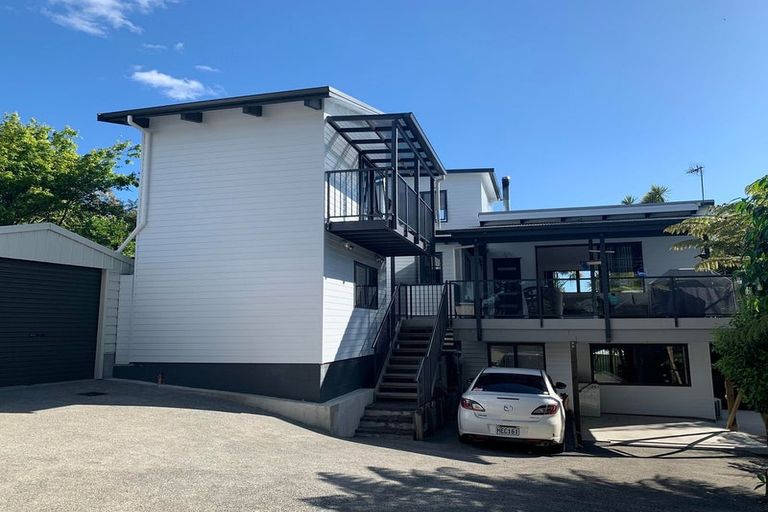 Photo of property in 324b Swanson Road, Henderson, Auckland, 0610