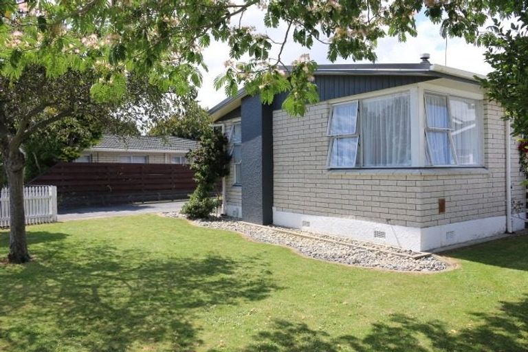 Photo of property in 36 Herbert Avenue, Cloverlea, Palmerston North, 4412