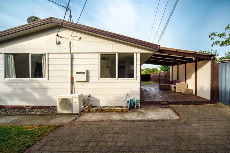 Photo of property in 2/21 Dinsdale Road, Dinsdale, Hamilton, 3204