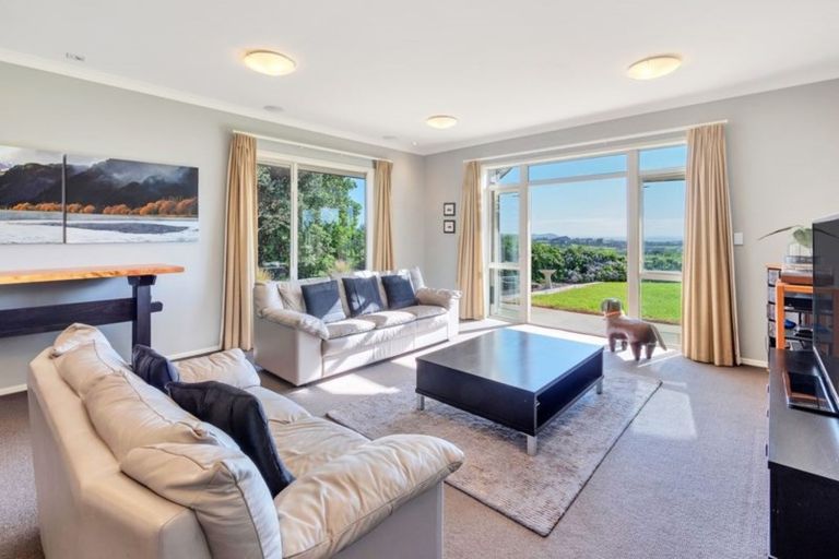 Photo of property in 29 Shine Road, South Head, Helensville, 0874