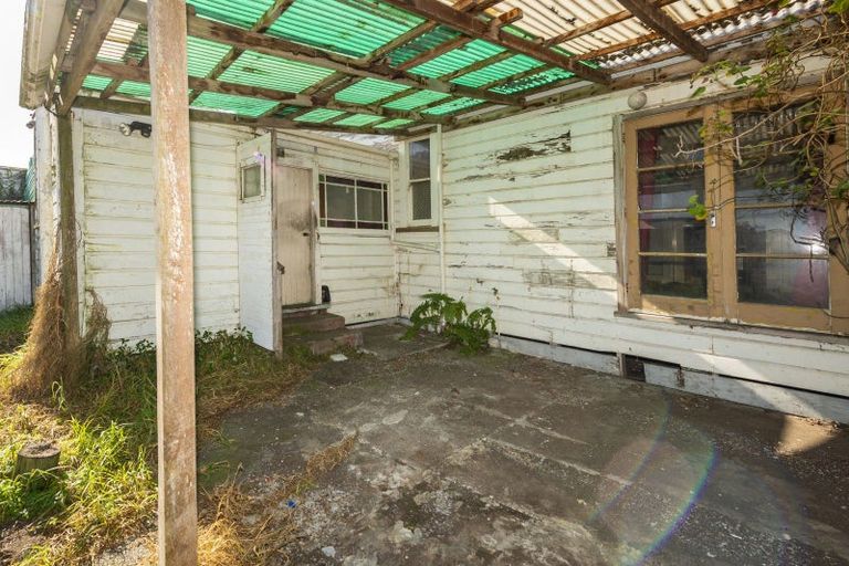 Photo of property in 11 Muir Street, Gonville, Whanganui, 4501