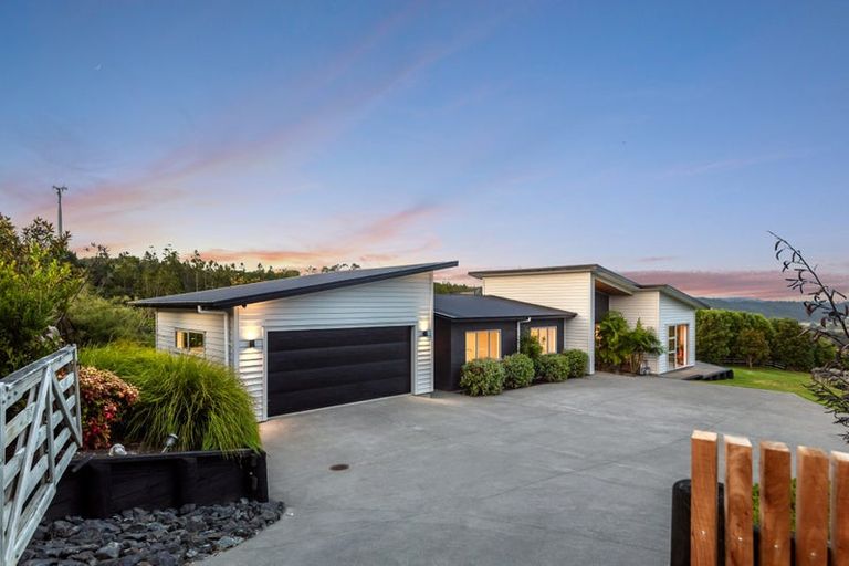 Photo of property in 175 Alpine Road, Kaukapakapa, 0873