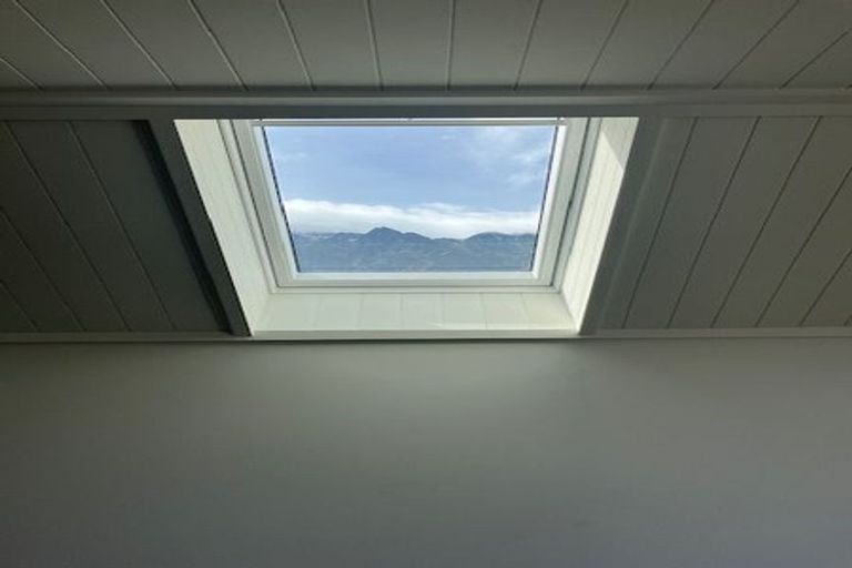 Photo of property in 10 Runholder Rise, Jacks Point, 9371