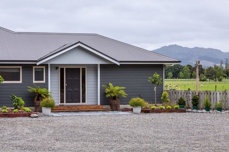 Photo of property in 228 Woodside Road, Woodside, Greytown, 5794