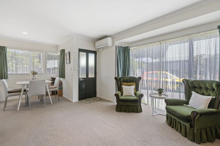 Photo of property in Redwood Village, 43/42 Main Road, Tawa, Wellington, 5028