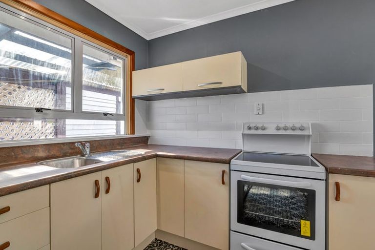 Photo of property in 40 Queens Road, Glen Avon, New Plymouth, 4312