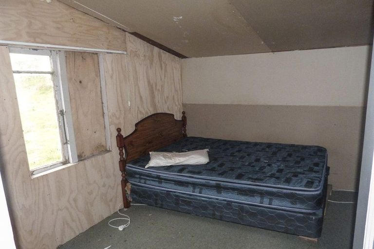 Photo of property in 19 Moray Terrace, Fortrose, Tokanui, 9875