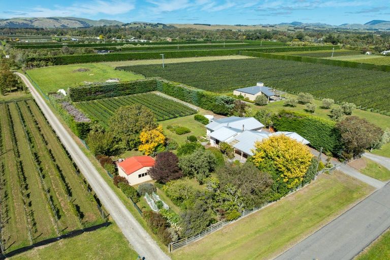 Photo of property in 190 Regent Street, Martinborough, 5711