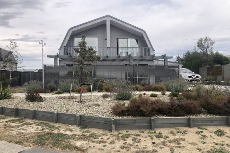 Photo of property in 7 Austral Place, Cromwell, 9310