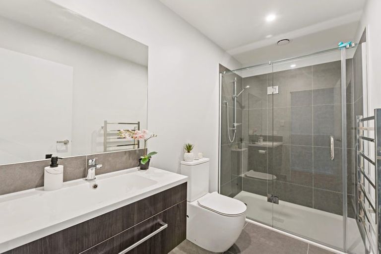 Photo of property in 116 Te Oneroa Way, Long Bay, Auckland, 0630