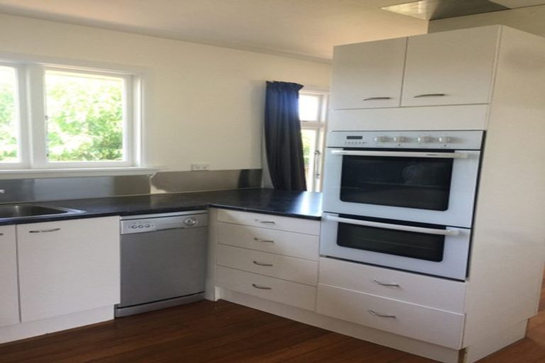 Photo of property in 39 Bourne Crescent, Papanui, Christchurch, 8053