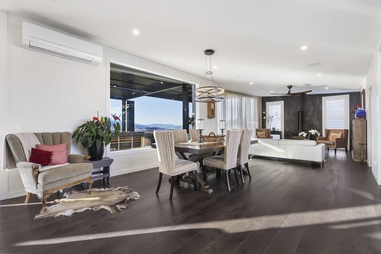 Photo of property in 102 Hall Road, Bannockburn, Cromwell, 9384