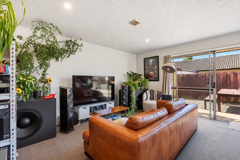 Photo of property in 2/18 Peer Street, Upper Riccarton, Christchurch, 8041