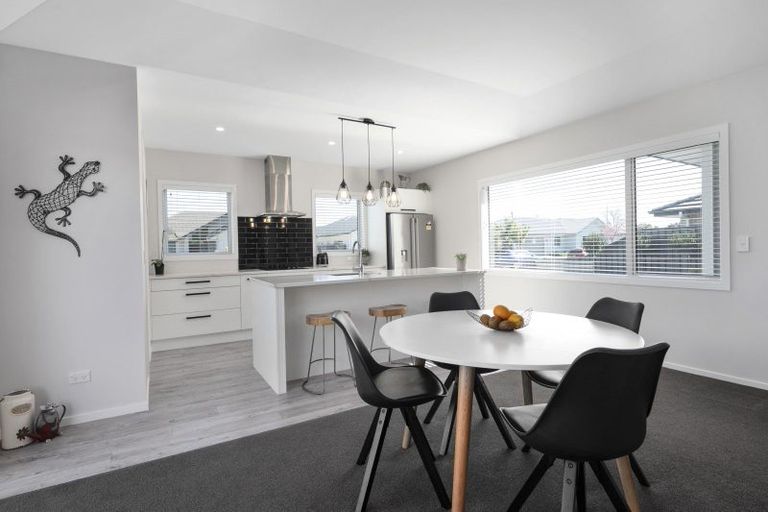 Photo of property in 5 Mckay Close, Frimley, Hastings, 4120