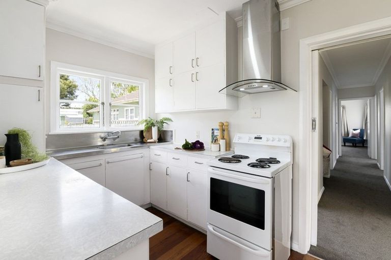 Photo of property in 24 Graham Street, Levin, 5510