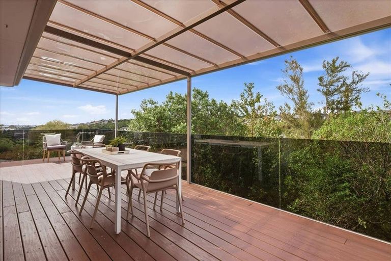 Photo of property in 11 Southill Way, Pyes Pa, Tauranga, 3112