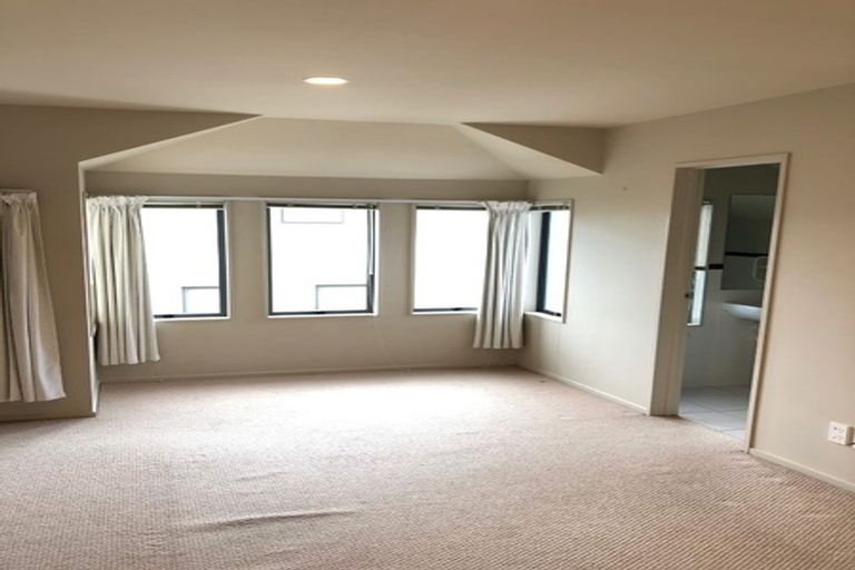 Photo of property in 6/64 Schnapper Rock Road, Schnapper Rock, Auckland, 0632