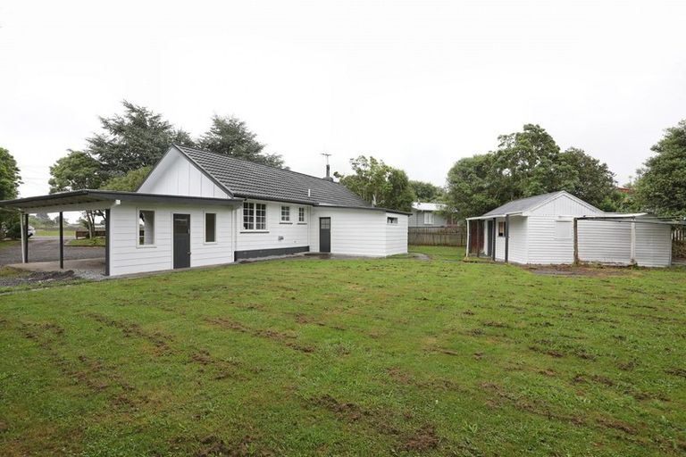 Photo of property in 51 Station Road, Marton, 4710