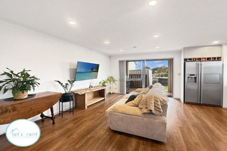 Photo of property in 33b Tributary Parade, Karaka, Papakura, 2113