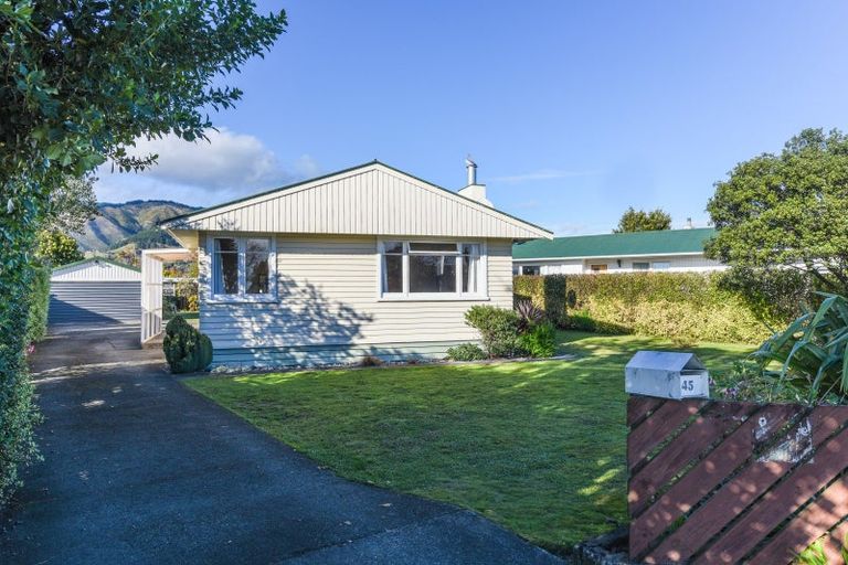 Photo of property in 45 Gladstone Road, Richmond, 7020