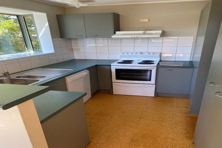 Photo of property in 6b Hillary Street, Tawa, Wellington, 5028