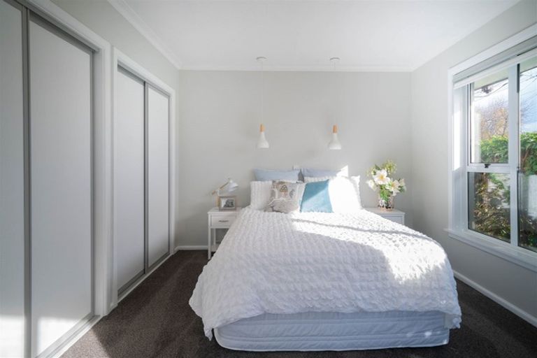 Photo of property in 9 Springbank Street, Bryndwr, Christchurch, 8053