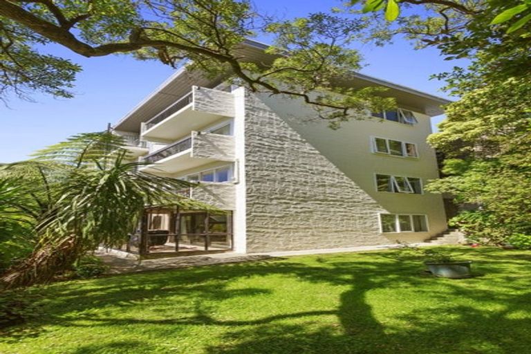 Photo of property in 4/116 Mairangi Road, Wilton, Wellington, 6012