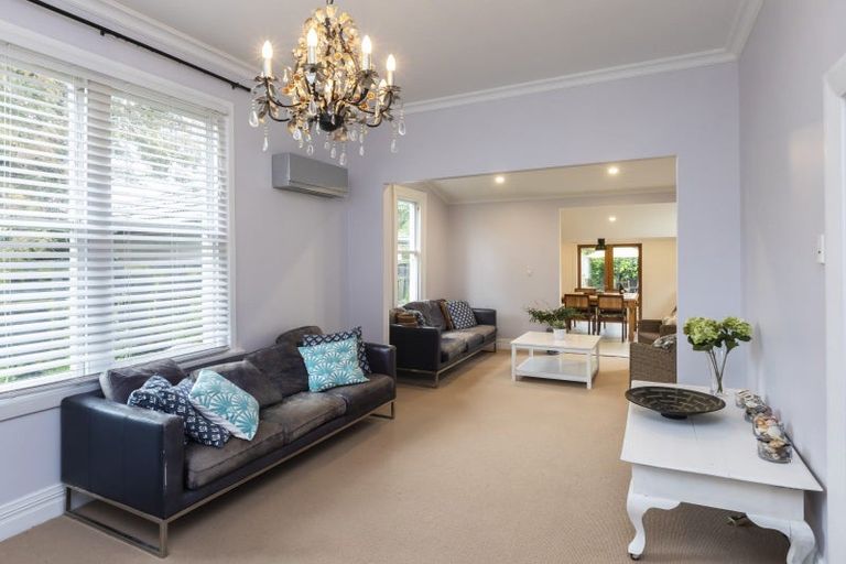 Photo of property in 79 North Avon Road, Richmond, Christchurch, 8013