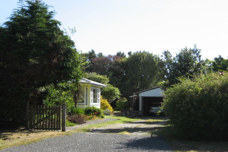 Photo of property in 6-8 Golf Links Road, Carters Beach, Westport, 7825